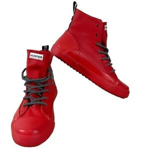 Hunter for Target Red Canvas Sneakers Water Repellent Size Men's 8 / Women's 10